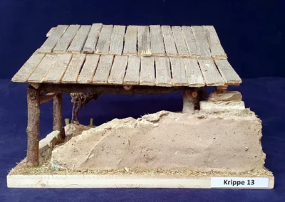 Krippe Nummer 13 Ansicht von hinten