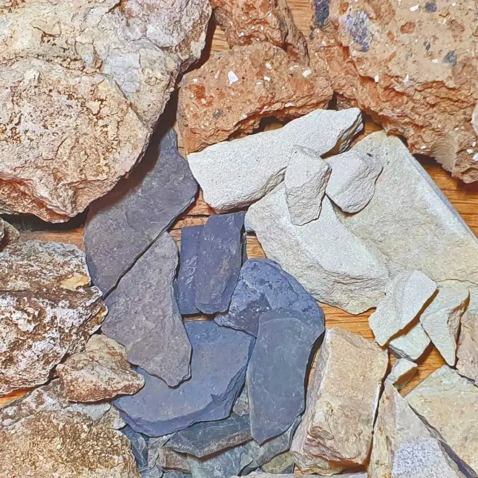 Zu m Bau verwendetes Material Stein